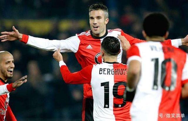 斯在禁区内 斯在禁区内