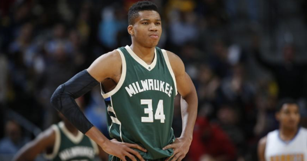 与队友交流 与队友交流