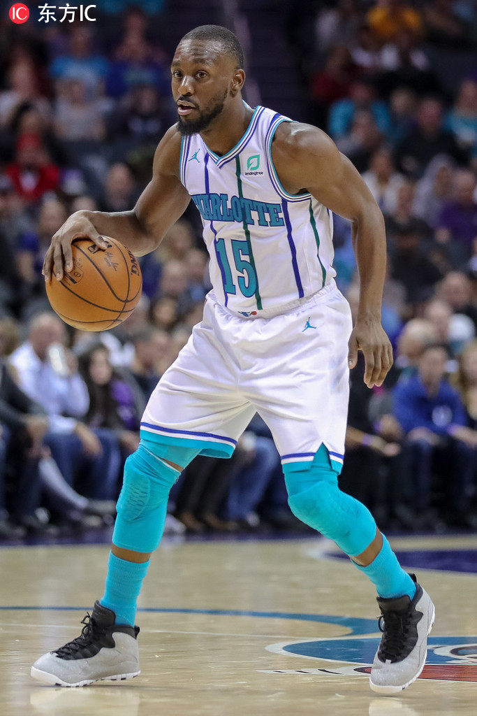 的底线对拉 的底线对拉