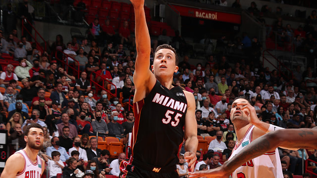 众的双重考 众的双重考