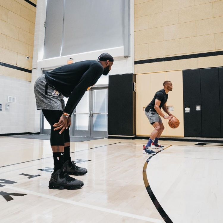 团队通过激 团队通过激